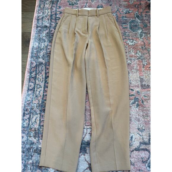 Aritzia High-Waisted Pleated Pants - 00 - Picture 1 of 8